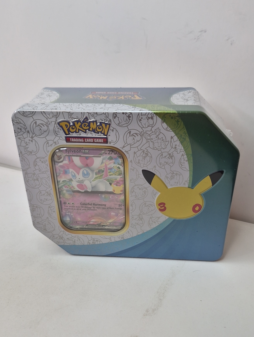 Pokemon Trading Card Game: 30th Celebration Tin (Sylveon)